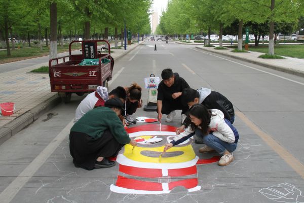 1523668782648093697.jpg 涂鸦.jpg