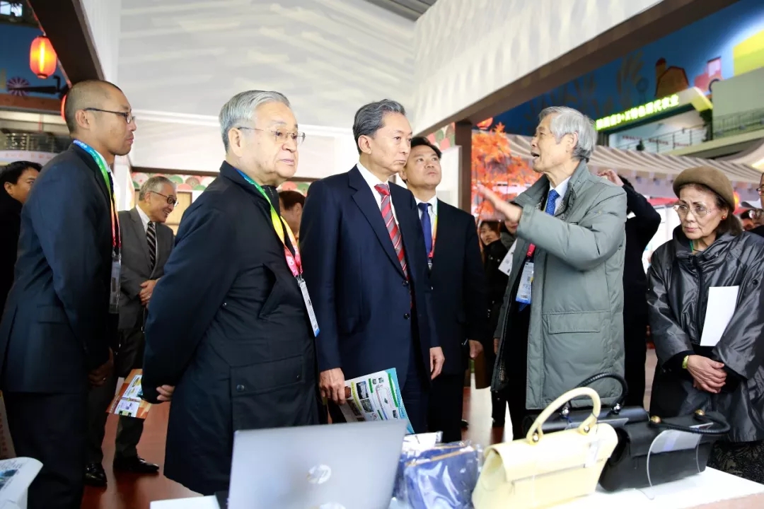 1541804398689053084.jpg 1541804398689053084.jpg