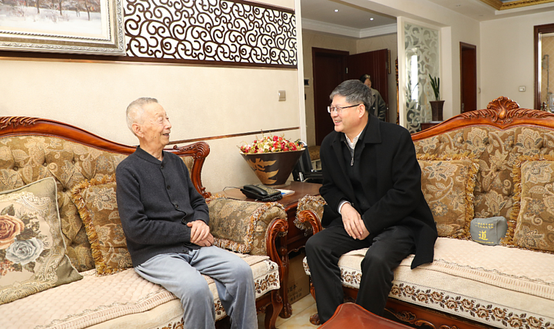 示范区党工委管委会开展2026年春节走访慰问活动